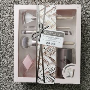 BNIB ecotools Festive & Flawless Set